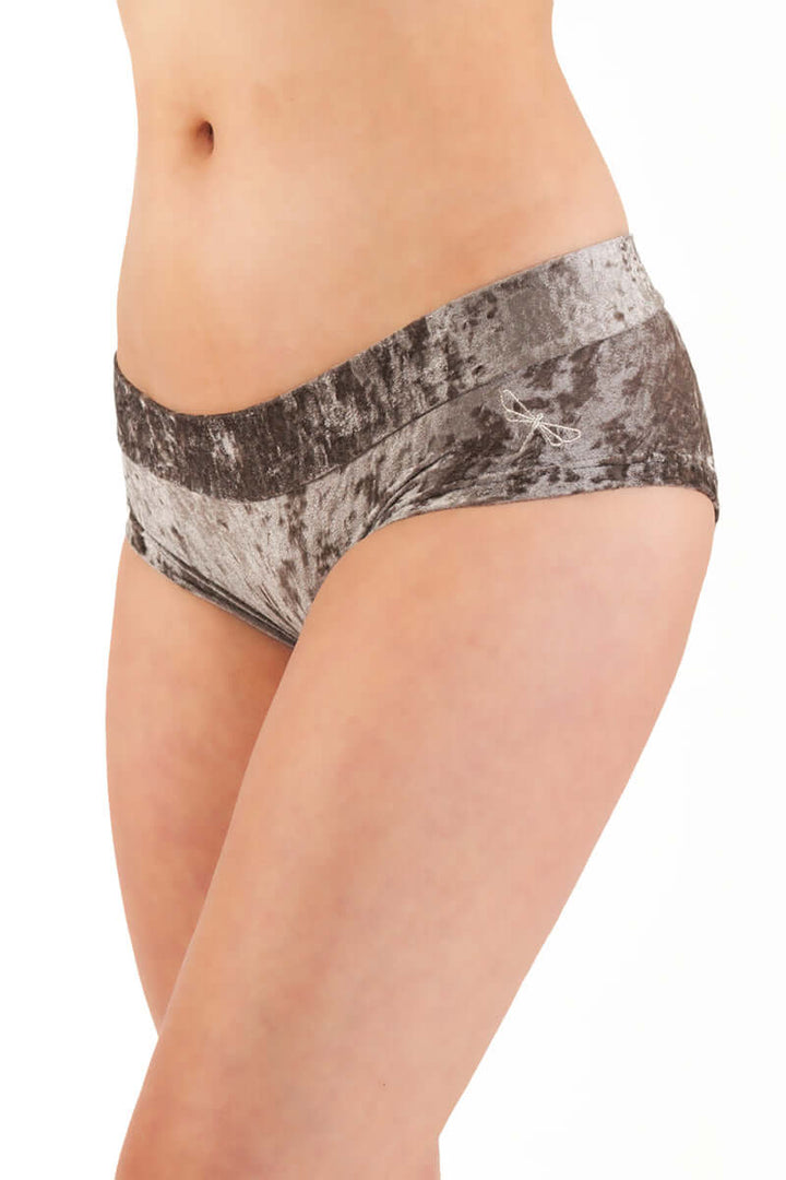 Samt Booty Shorts - Hot Pants aus Samt-Look Material, ideal für Pole Dancing und Yoga, ohne einschneidende Gummis.