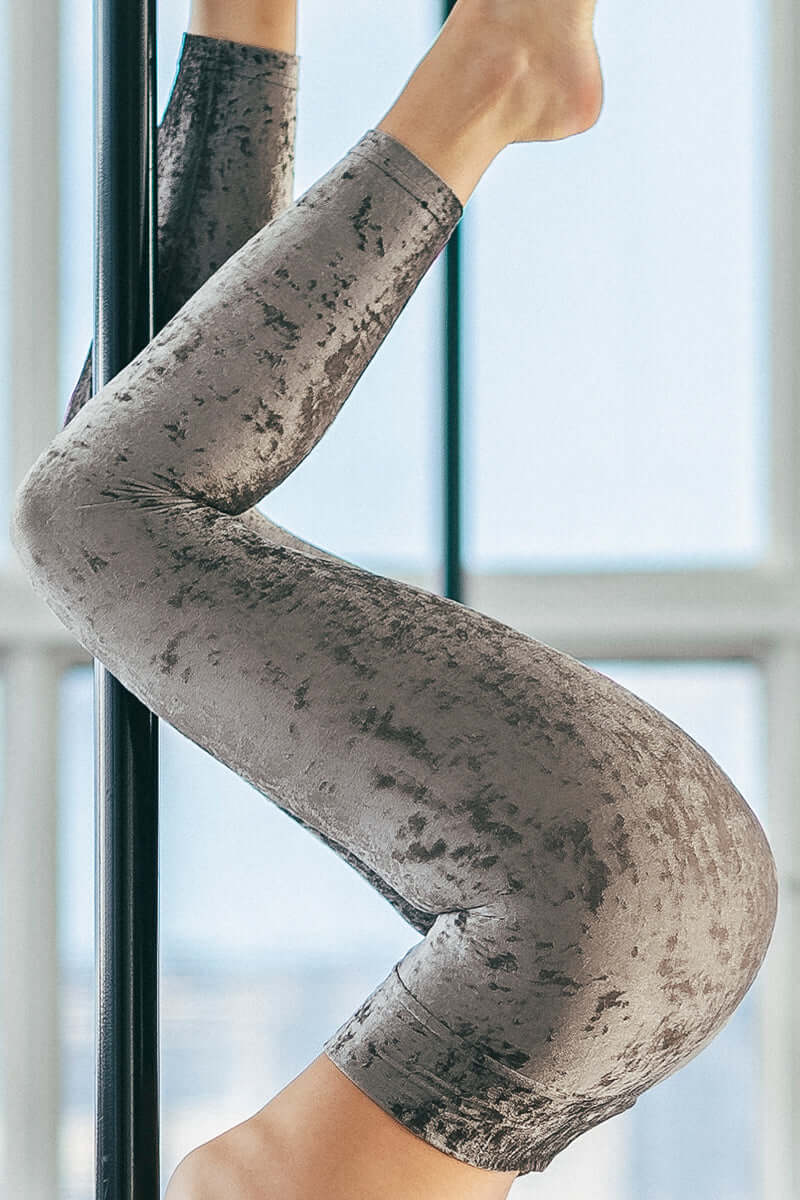 adriana-leggings-velvet-leggings-dragonf